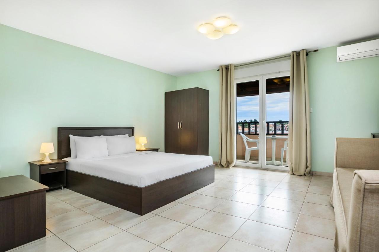 Hotel Poseidon 佩科霍里 外观 照片